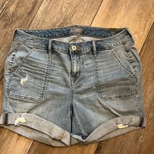 Torrid Jean Shorts size 16 NEW